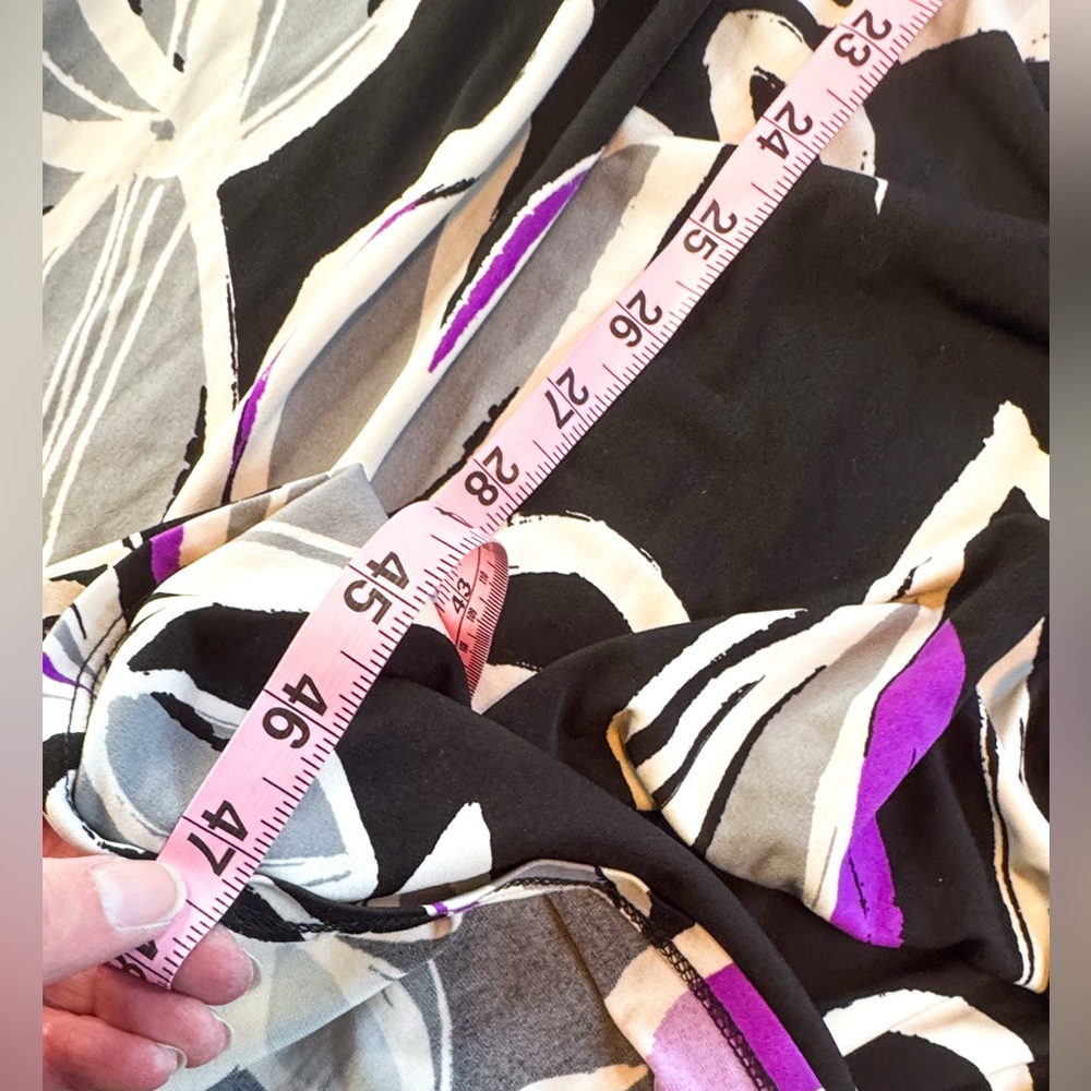 joei & i XL Floral Maxi Dress, Black, Purple & White - Picture 10 of 11